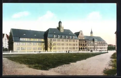 AK Kiel, Stadtkloster mit Strassenpartie