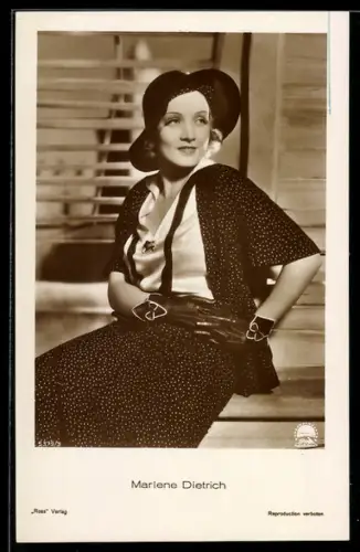 AK Portrait Schauspielerin Marlene Dietrich