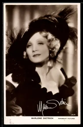 AK Schauspielerin Marlene Dietrich mit Hut