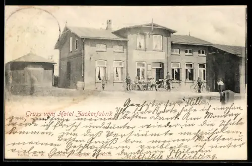 AK Ahrensbök, Hotel Zuckerfabrik mit Radfahrer-Versammlung