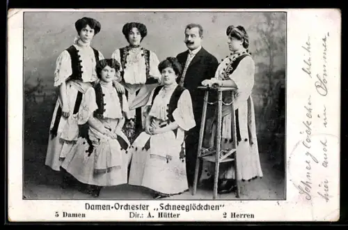 AK Damenorchester Schneeglöckchen, Fünf Damen und zwei Herren