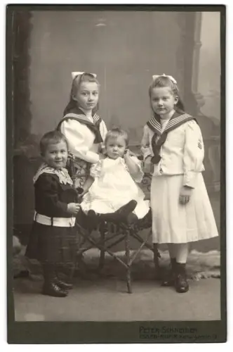 Fotografie Peter Schneider, Essen, Kettwigerstr. 13, Kindergruppe in Matrosenanzügen