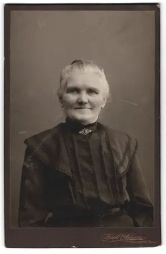 Fotografie Karl Werner, Ehingen, Hauptstrasse, Porträt einer älteren Dame