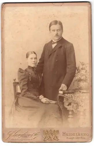 Fotografie J. F. Langbein & Cie, Heidelberg, Hauptstrasse 113a, Porträt eines Paares