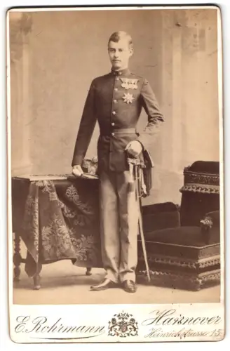 Fotografie E. Rohrmann, Hannover, Heinrichstrasse 15, Porträt Georg Wilhelm von Braunschweig-Lüneburg, Prinz von Hannover