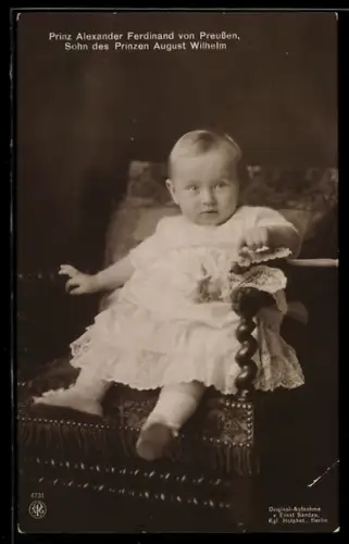 AK Prinz Alexander Ferdinand von Preussen als Kleinkind auf einem Sessel