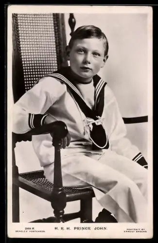 AK Porträt Prinz John von England im Matrosenanzug