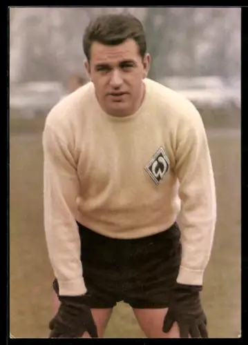 AK Portrait des Fussball-Spierlers Günter Bernard von Werder Bremen