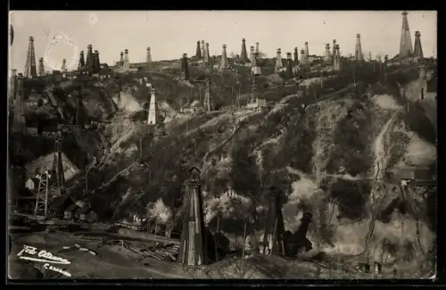 AK Panorama von einem Ölfeld