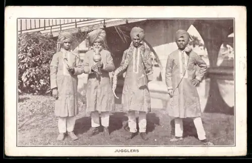 AK Wembley, Tibettan dancers with flute and snake, Dressur