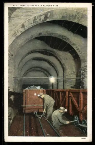 AK Vaulted arches in modern mine, Bergbau