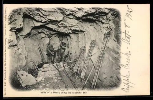 AK Inside of a Mine using the Machine drill, Bergbau