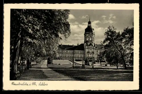 AK Neustrelitz i. M., Schloss