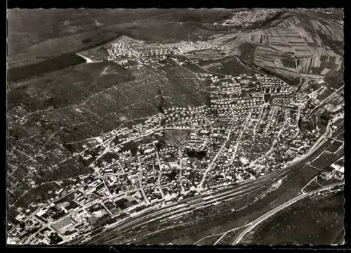 AK Plochingen /Neckar, Luftaufnahme, Stadtansicht, Bahnanlagen