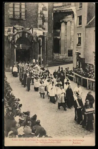 AK Aachen, Heiligtumsfahrt 1902, Auszug der Reliquienprozession am Schlusstage