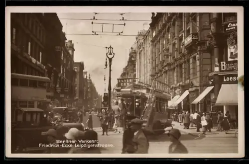 AK Berlin, Verkehr an der Friedrich-Ecke Leipzigerstrasse, Omnibusse