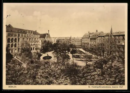 AK Berlin, St. Hedwig-Krankenhaus, Innerer Hof, Grosse Hamburger Strasse