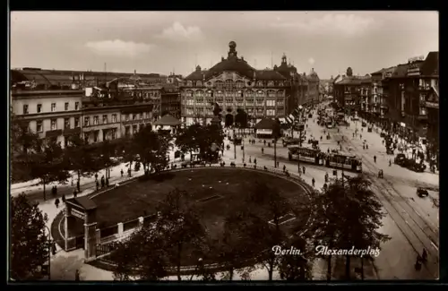 AK Berlin, Alexanderplatz mit Strassenbahnen