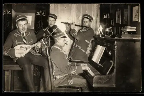 Foto-AK Studenten beim Musizieren, studentische Szene