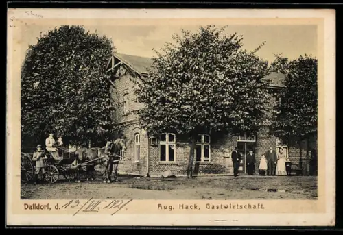AK Dalldorf, Gasthaus Aug. Hack mit Fuhrwerk