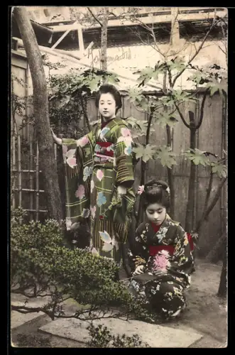 AK Zwei japanische Frauen im Kimono im Garten