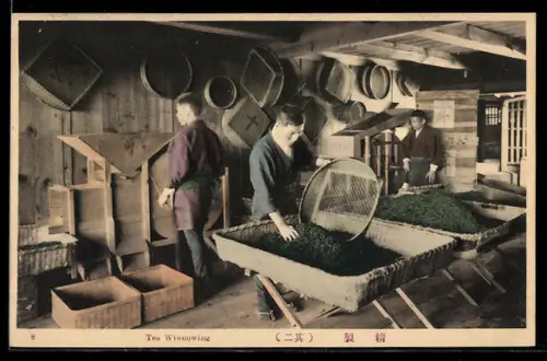 AK Japanische Männer beim Verarbeiten von Tee