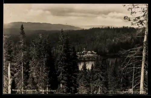 AK Tryvannstua /Nordmarken, Blick auf die Gebäude inmitten des Waldes