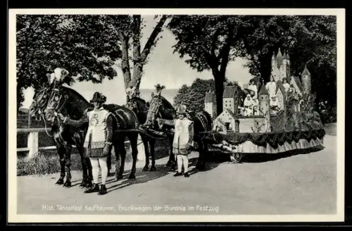 Foto-AK Kaufbeuren, Tänzelfest, Prunkwagen der Burgonia im Festzug