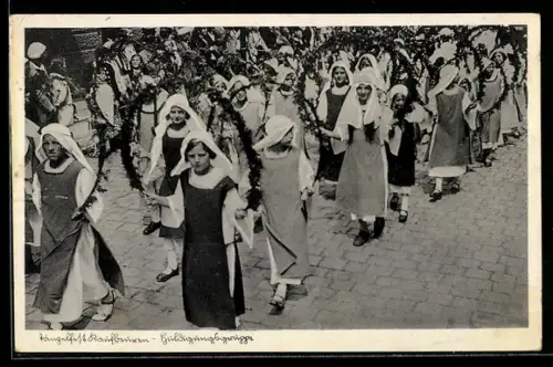 Foto-AK Kaufbeuren, Tänzelfest, Huldigungsgruppe im Festzug