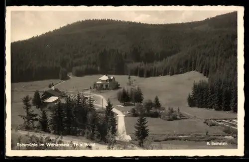 AK Gehren / Thüringen, Gasthaus zur Ratsmühle im Wohlrosetal, Teilansicht gegen das Waldgebiet