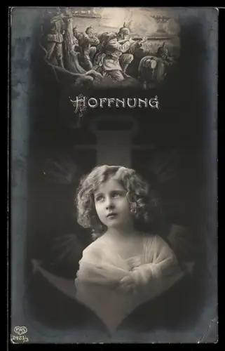 AK Hoffnung, Mädchen mit Bildnis von Soldaten in einer Schlacht
