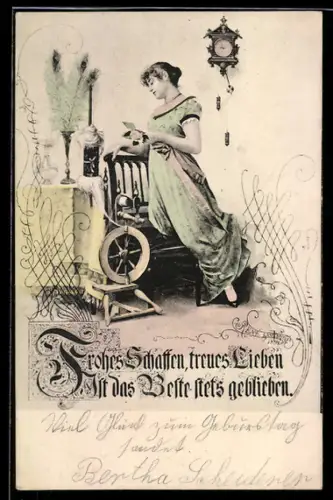 AK Hübsche Frau am Spinnrad
