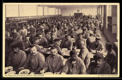 AK Hamburg-Wandsbek, Mittagspause im Männer-Speisesaal von Reicherts Kakao-Werk