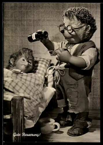 AK Igel Mecki gibt seinen kranken Sohn Medizin