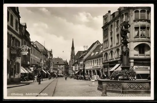 AK Offenburg, Strasse mit Geschäften