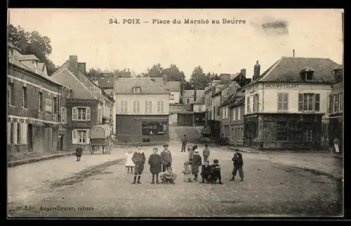 AK Poix, Place du Marché au Beurre animée avec enfants et bâtiments historiques