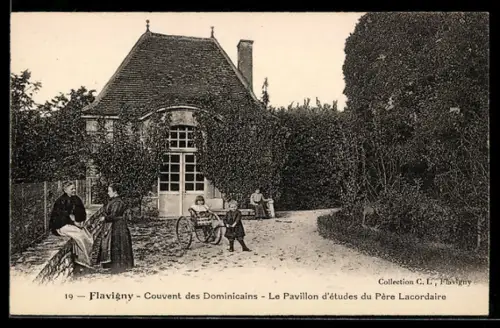 AK Flavigny, Couvent des Dominicains, Le Pavillon d`études du Père Lacordaire