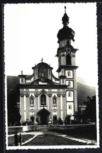 AK Götzens bei Innsbruck, Blick zur Kirche