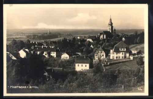 AK Hartberg /Stmk., Panorama mit Kirche und Häusern