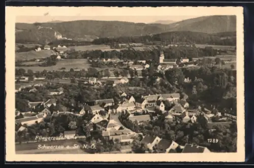 AK Schwarzau a. St., Totalansicht mit Fernblick, Fliegeraufnahme