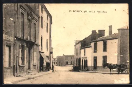 AK Torfou /M.-et-L., Une Rue