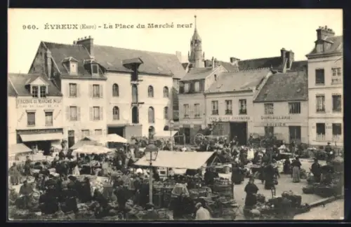 AK Évreux /Eure, La Place du Marché neuf avec foule et étals animés