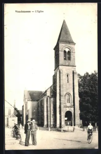 AK Vandenesse, L`Église
