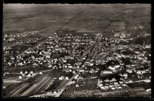 AK Bühl /Baden, Luftaufnahme der Stadt und Umgebung