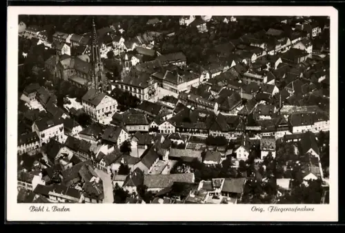 AK Bühl i. Baden, Fliegeraufnahme Stadtansicht mit Kirche