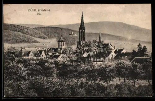AK Bühl /Baden, Gesamtansicht der Stadt mit Kirche und Umgebung