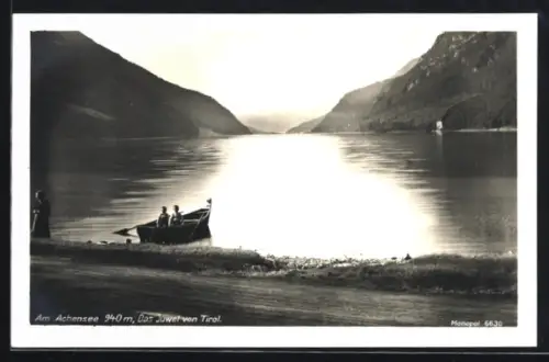 AK Achensee /Tirol, Am Achensee, mit Bootspartie