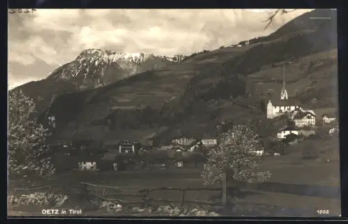 AK Oetz, Partie am Ortsrand mit Kirche