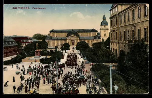 AK Darmstadt, Paradeplatz, Schloss, Reiterumzug, Denkmal