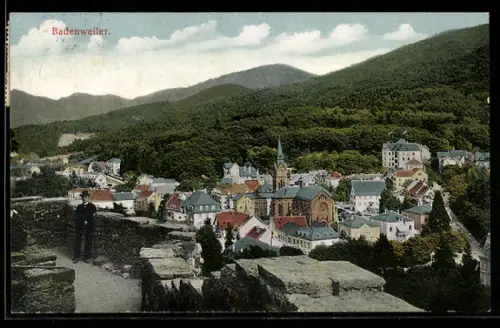 AK Badenweiler, Ortsansicht mit Kirche und umliegenden Gebäuden